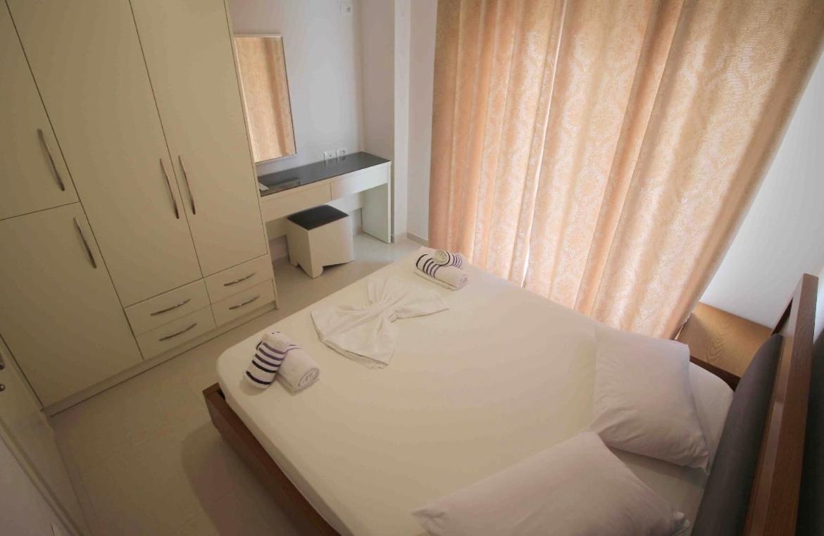 Ersid Apartaments In The Centre Саранде Екстериор снимка